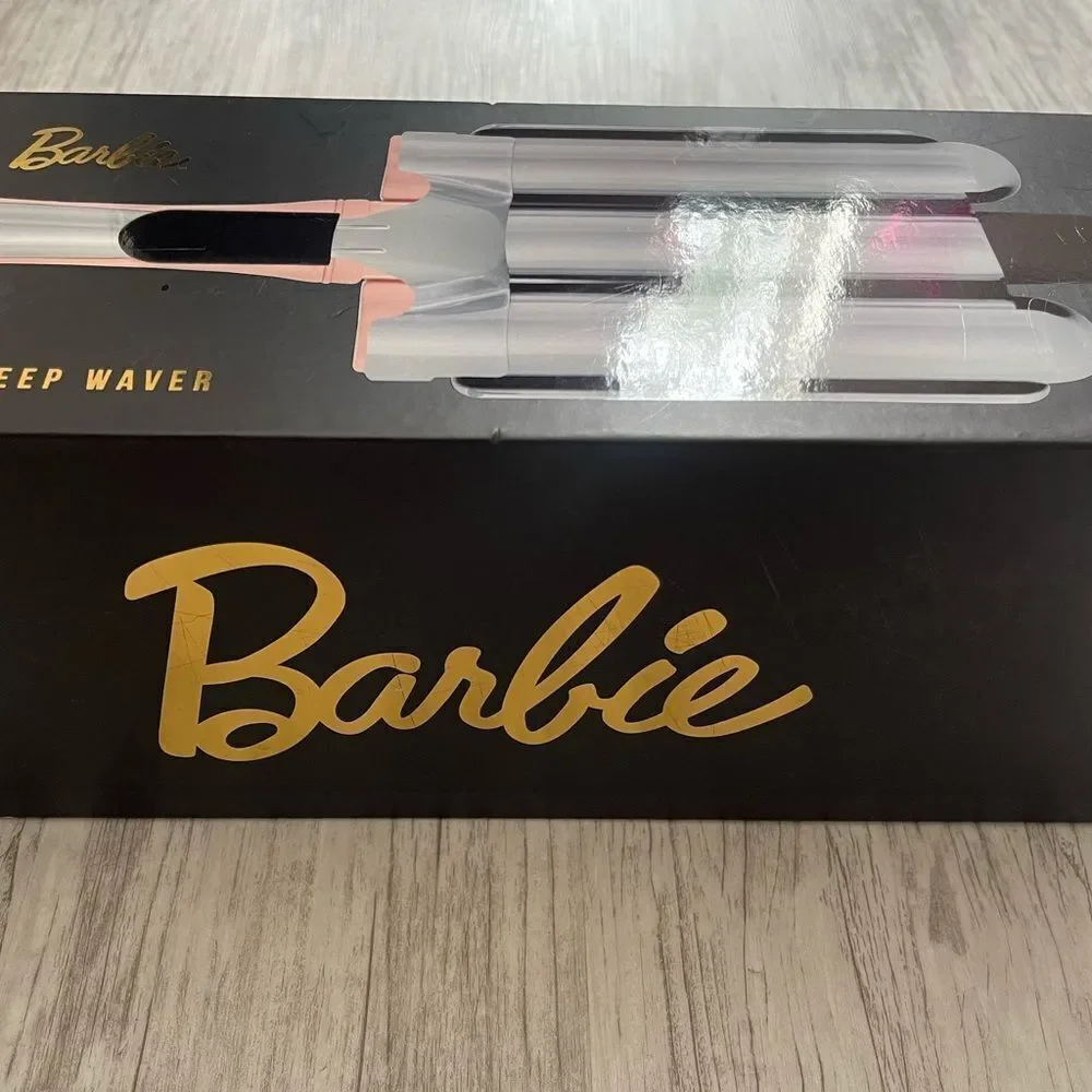 NWT CHI x Barbie Titanium 1.25” Triple Barrel Deep Waver - Picture 6 of 8